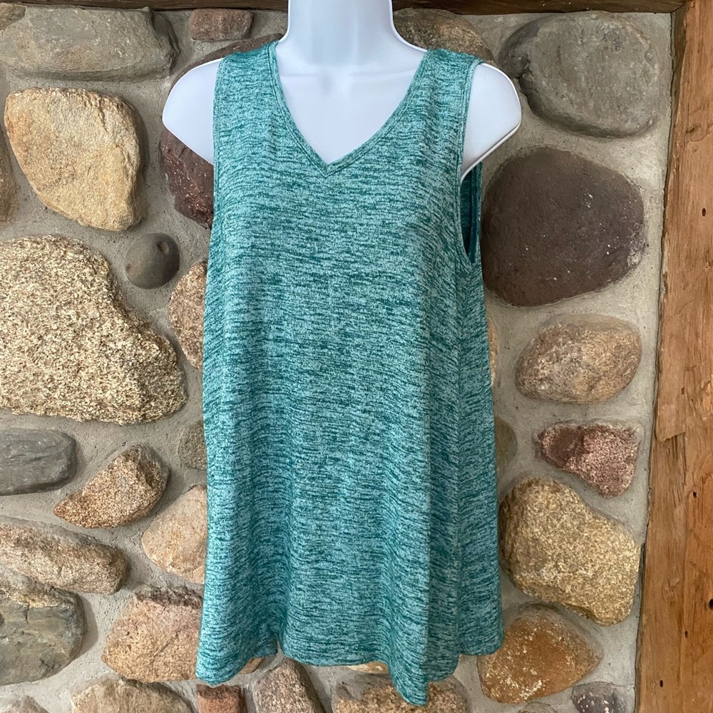 SONOMA A-LINE V-NECK GREEN HEATHER TANK, size medium